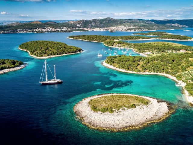 Bol, Hvar & Pakleni Islands Full-Day Boat Tour