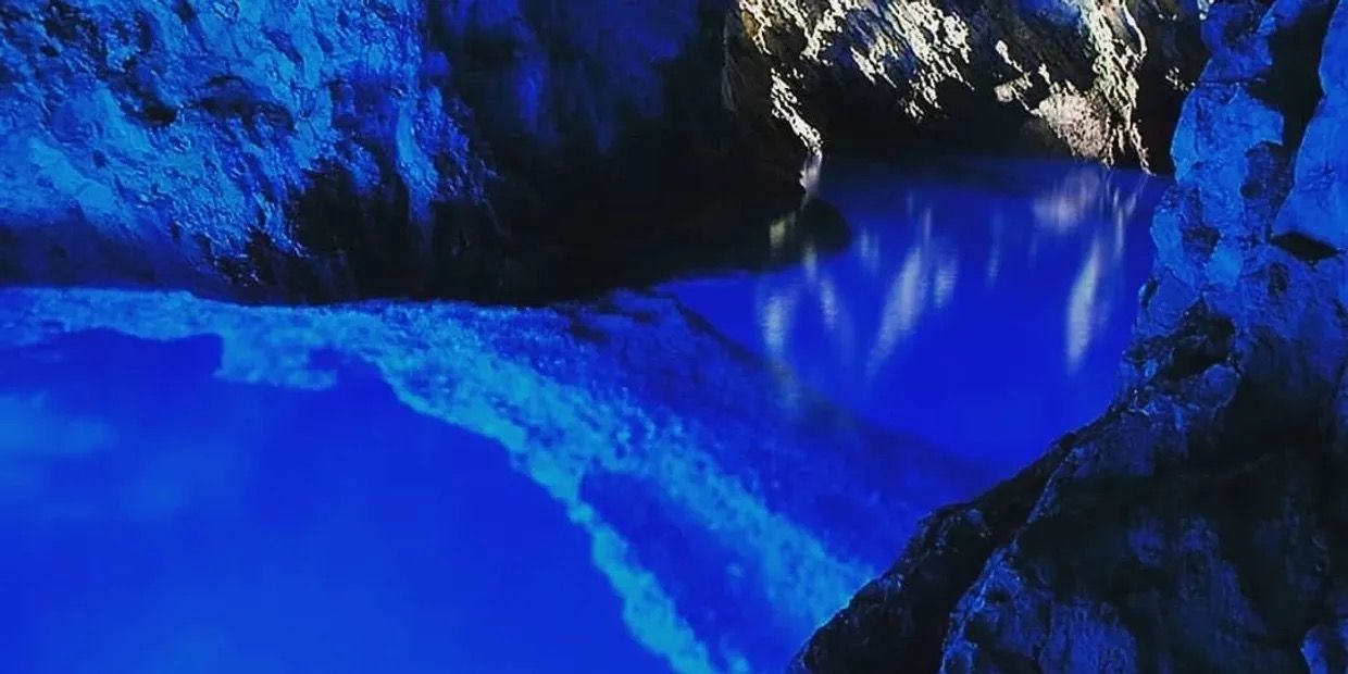 Private Blue Cave & Vis Island Boat Tour from Split